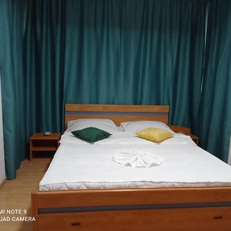Apartament Lulu Mamaia Nord, 3 Minute De Plaja Năvodari Exterior foto